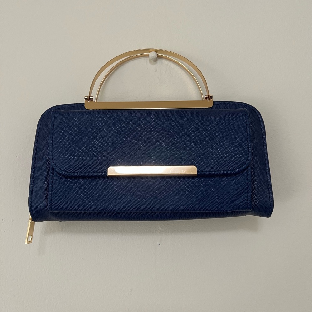 Isabelle Clutch Wallet
